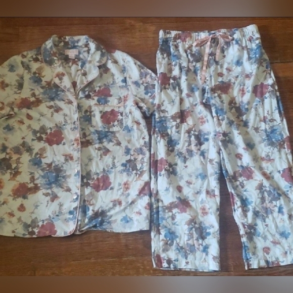 Cabernet by sleep sense Pajama Set - Picture 1 of 6